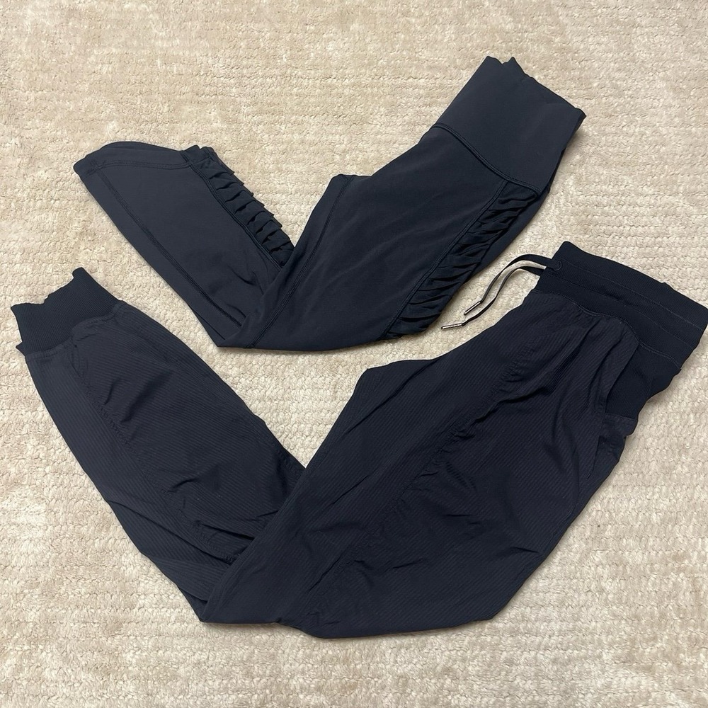 Lululemon size 4 bundle Sunshine Salutation Crop Leggings/Dance Studio Jogger